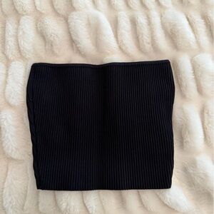 Elegant Black Ribbed Top